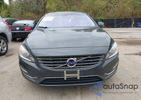 2015 Volvo S60 T5 Premier z USA, uszkodzony, nr VIN YV1612TBXF1309990